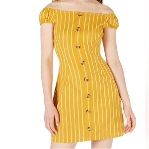 Macy’s Planet Gold Golden Yellow Junior’s Off the Shoulder Mini Dress Size M
